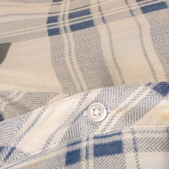 Rails Carter Button Down - Picture 2 of 6